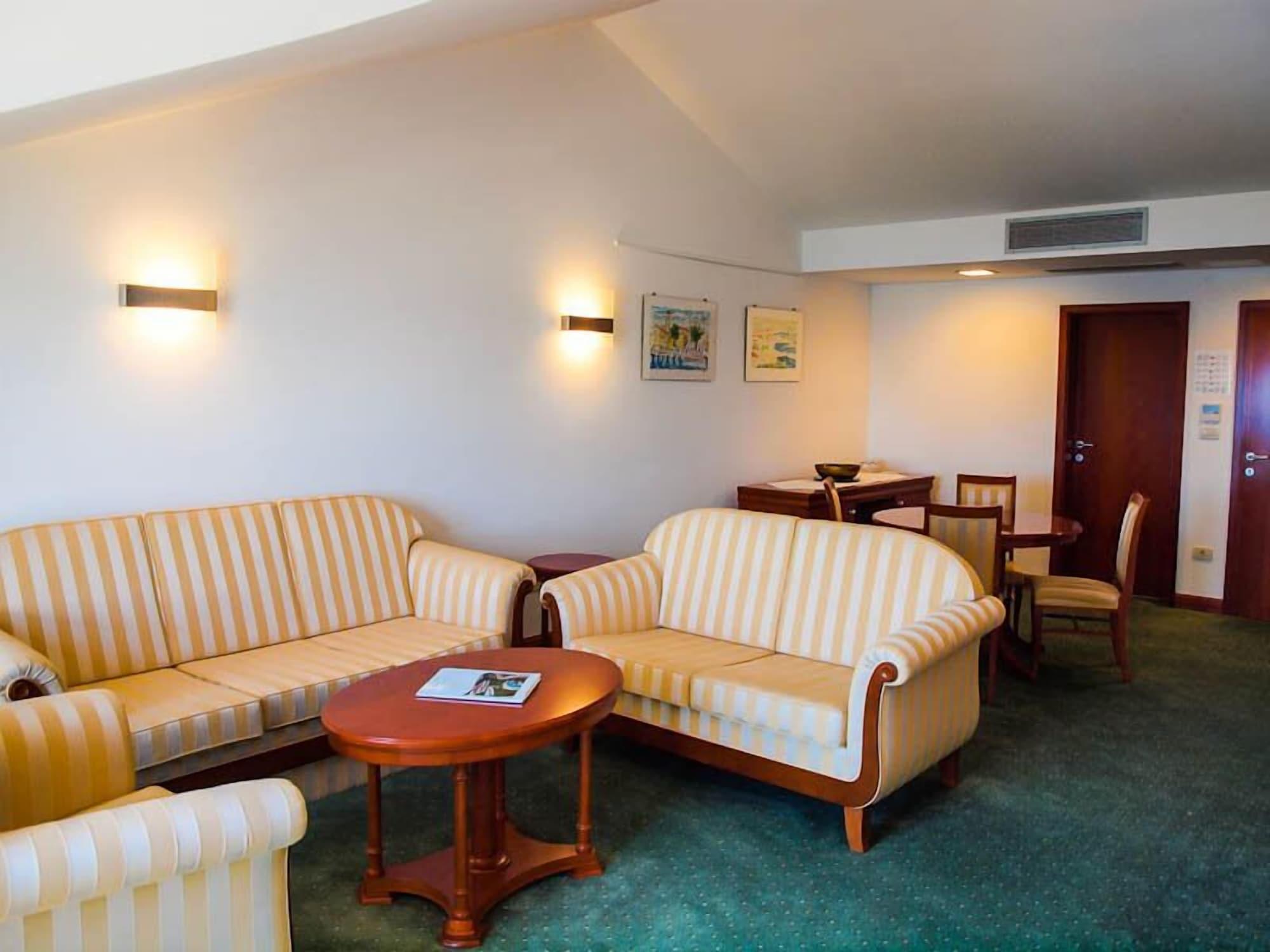 Hotel Villa Radin Vodice Ngoại thất bức ảnh